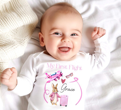 Personalisiertes First Flyer Urlaub Baby Strampler Lätzchen Set, hochwertige Kleinkind Kleidung