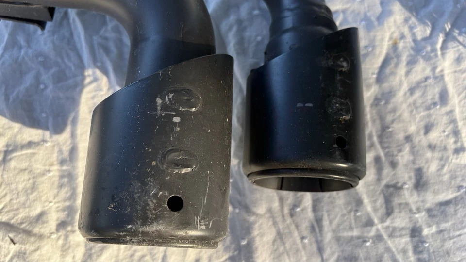 Ferrari F430 Spider 131E-L 240829 LH Left Side Exhaust Muffler Outlet Tail Pipe Foto 3 de 4