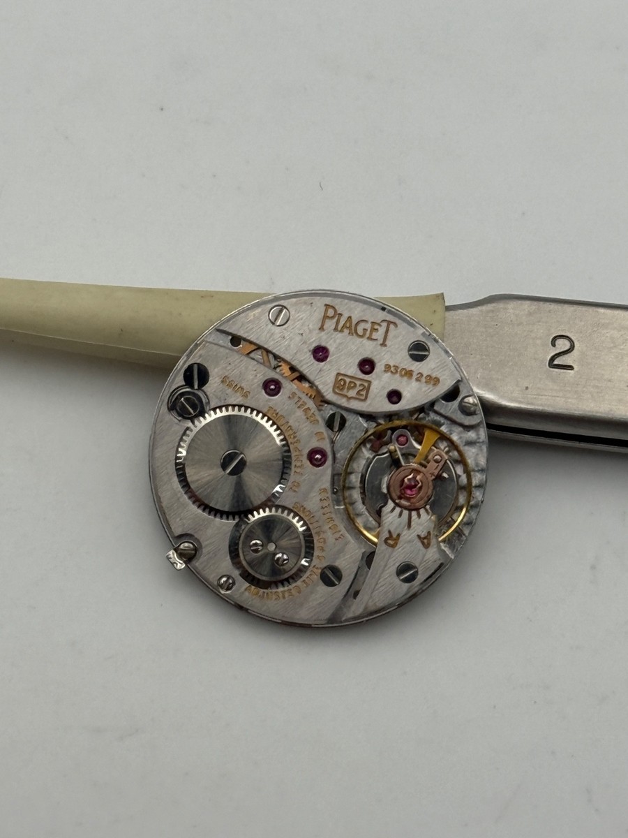 piaget 9p2 movement movement