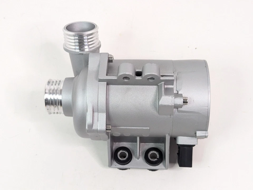 11517586925 Bomba de agua eléctrica para BMW 128i 325i 328i 525i X5 E60 E63 E90 E93 Foto 2 de 4