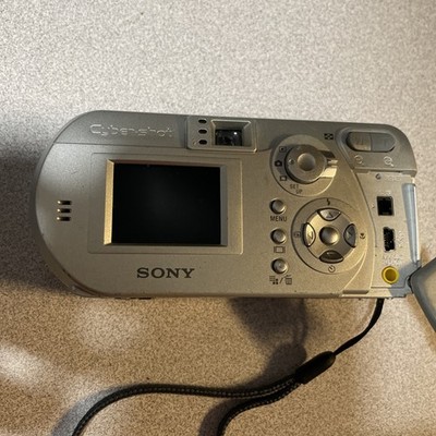 Sony Cyber-Shot DSC-P72 3.2 Mega Pixels W/Memory Card | eBay