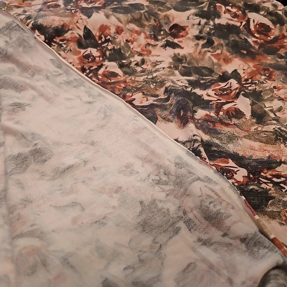 Roupas de tecido floral French Terry malha flores outono por jarda - Imagem 4 de 4