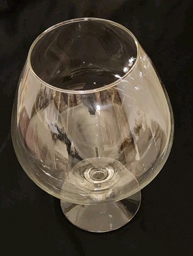 Großer durchsichtiger Brandy Snifter H. 8,5 Zoll keine Chips keine Kerben hält 40 Unzen. - Bild 6 von 6