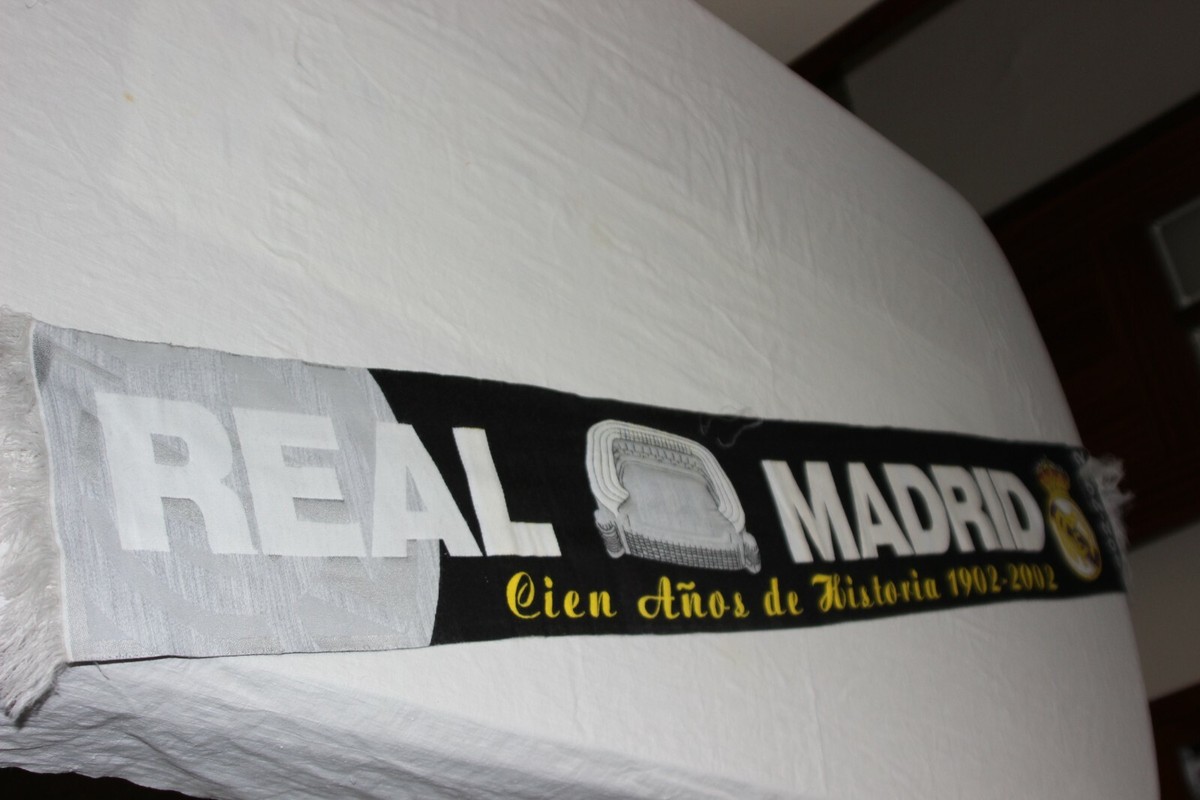 【vintage Real Madrid football scarf】 Vintage Football Scarf Of Real Madrid Champion Of The 7TH