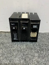 Mixed Brands Lot x 3 120/240 VAC Circuit Breakers 20 Amp 1 Pole Breakers Plug In
