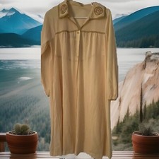 Gossard Artemis Women s Nightgown and Robe Yellow 2 Pc. Set Size Medium.Vintage