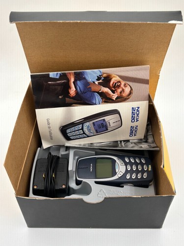 Téléphone portable vintage Nokia 2260 complet avec boite fonctionnel - Photo 2 sur 7