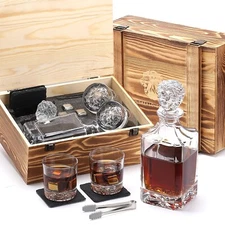 Whiskey Decanter Set with Wooden Crate, Lion Whiskey Decanter 25.4 oz and 2 G...