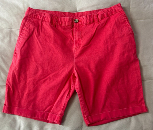 faded-glory-women-s-red-mid-rise-flat-front-cuffed-chino-shorts-size-14
