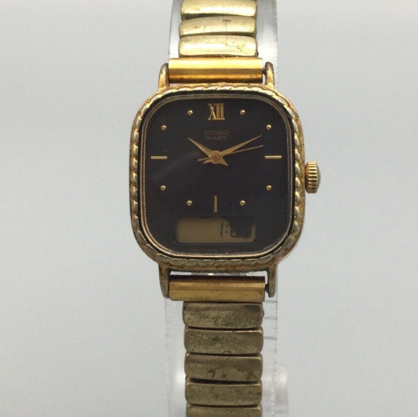 新品SEIKO ソーラー時計 シルバー/ゴールド ssvv084.jpg
