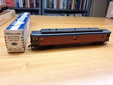 Hornby Acho 7420 French Railways SNCF HO Scale Postal Car 45584