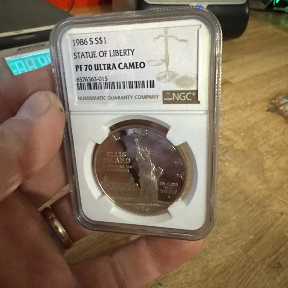 Statue of Liberty Silver Dollar Coin NGC PF70 Ultra Cameo USA Bullion 1986-S - Image 2 of 4