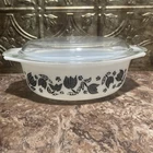 Pyrex Casserole Black Tulips On White Vintage 1 1/2 Quart #043