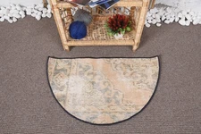 Decorative Rug, 2.5x1.5 ft Beige Plant Pattern