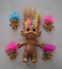 5x TROLLS. 1x Big Bright Of America. 4x Small Pencil Toppers