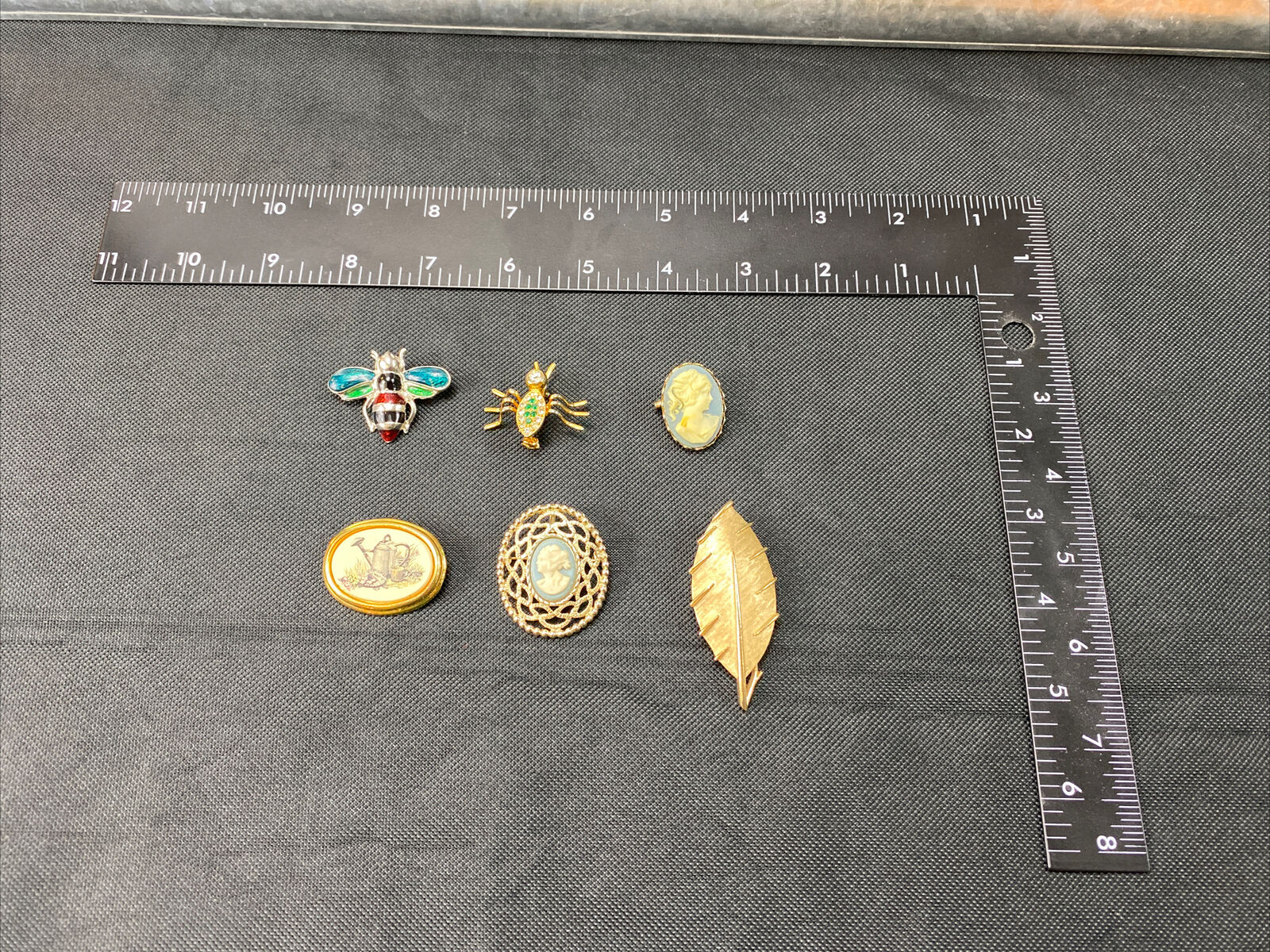 vintage brooches lot of 6 leaf cameo insects Coll… - image 11