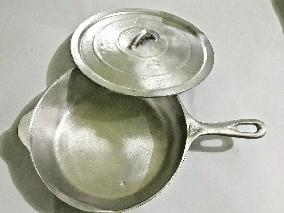 100% Jamaican Skillet/ Frying Pot- Aluminum cooking pot from Jamaica -11  wide