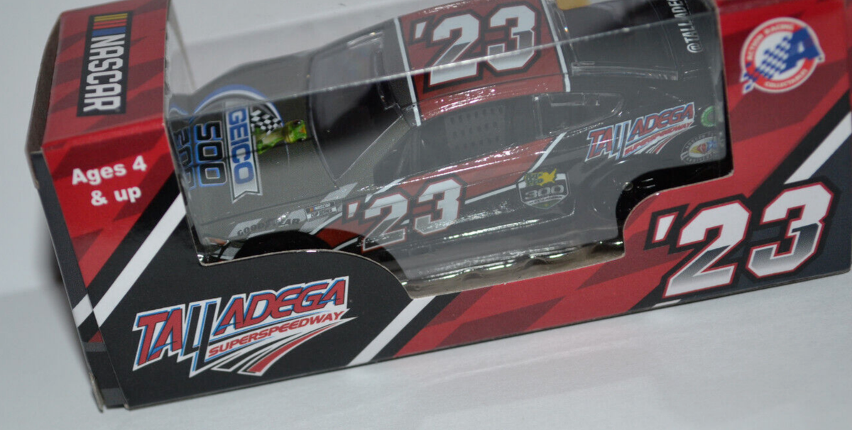 洋書 NASCAR's Wild Years Fictional 2025 Noah Gragson Wood Brothers Racing by Jordan