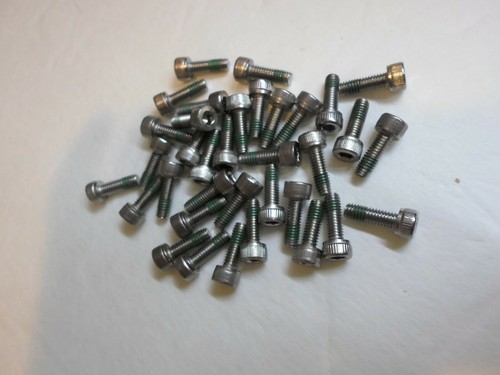 Tornillos de cabeza hexagonal de acero inoxidable M4x12 mm din912 (35 piezas) - Imagen 3 de 3