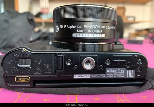 Nikon 1 V3 Systemkamera Tadelloser Zustand! - Bild 5 von 22