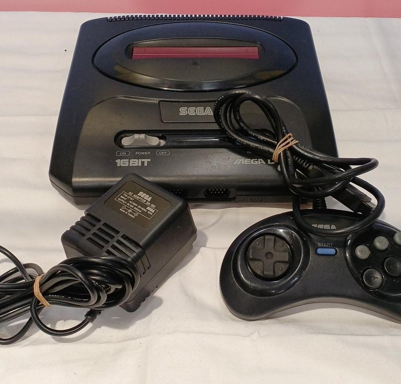 SEGA MEGA DRIVE 2 Console System Controller HAA-2502 1993 JUNK For Parts