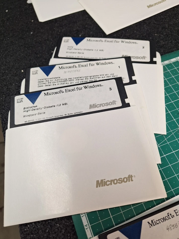 Microsoft Excel per Windows sur disquettes 5,25" 1,2 MB - tedesco - 1991 - Immagine 3 di 4