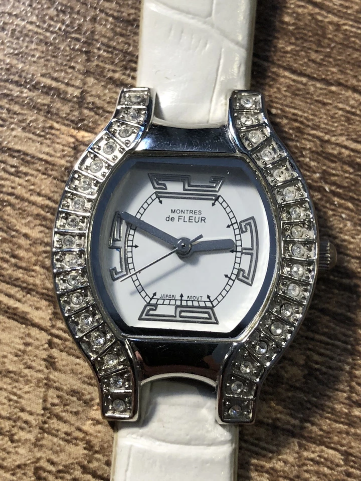 Reloj Pulsera Mujer Montres de FLEUR Bisel Gemado Batería Nueva Foto 2 de 4