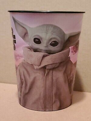 ONE STOP 6 Star Wars Yoda Chewbacca Stickers Birthday Sipper Cups with lids Party Favor Cups Darth Vader