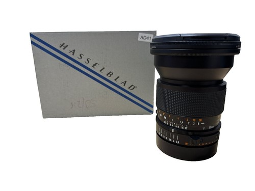 Near MINT] Hasselblad 500C, Zeiss Planar 80mm f/2.8 Lens, A12 Back