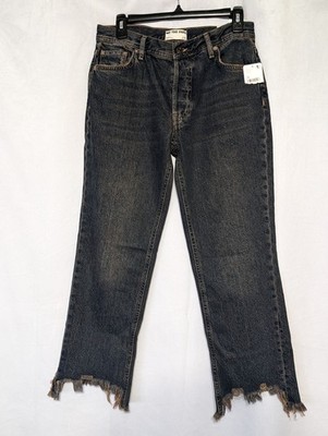 NWT Free People Maggie Mid-rise Straight Leg Frayed Hem Back Alley Blue Jeans 26