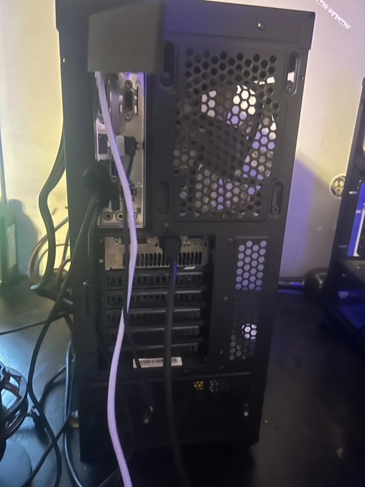 Gaming pc - Image 2 of 3