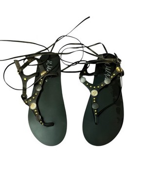 New Wild Pair Earheart Embellished Open Toe T Strap Sandals   Size 6.5