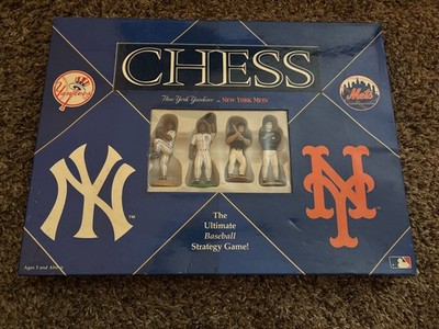 USAopoly Baseball Chess Game New York Yankees vs New York Mets NEW Open Box