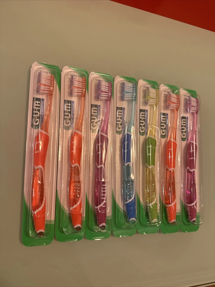 Cepillo de dientes GUM 525 Technique limpieza profunda - Paquete compacto suave de 6 Foto 2 de 4