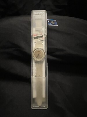 New Swatch GOLDEN TAN GT 103 1984 Includes case paperwork battery