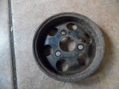 Audi A4, VW Passat 3B Riemenscheibe Servopumpe 058145255