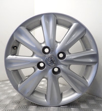 TOYOTA YARIS 15" SILVER ALLOY WHEEL RIM 42611-0D240 (R-A1)