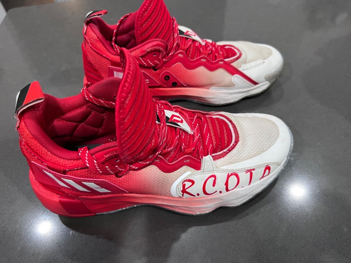 Size 10 adidas Dame 2021