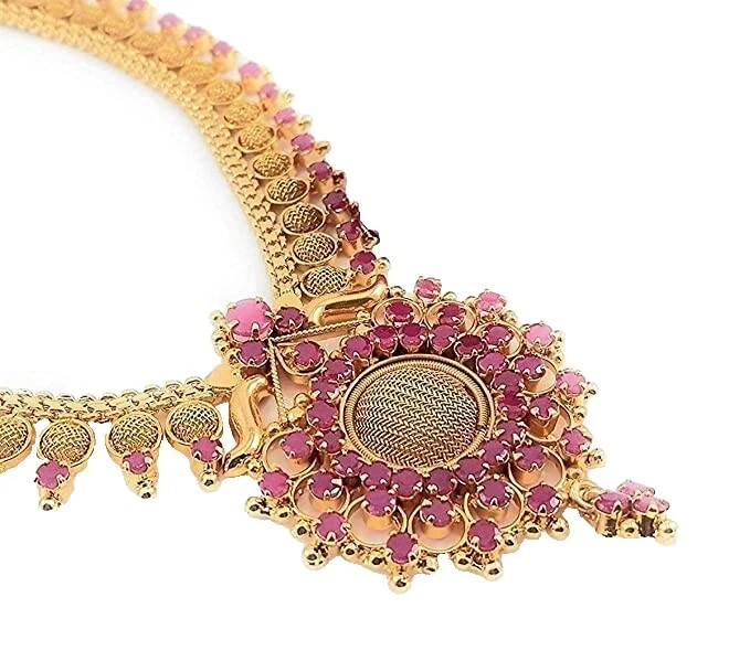 Модная бижутерия из латуни с рубином