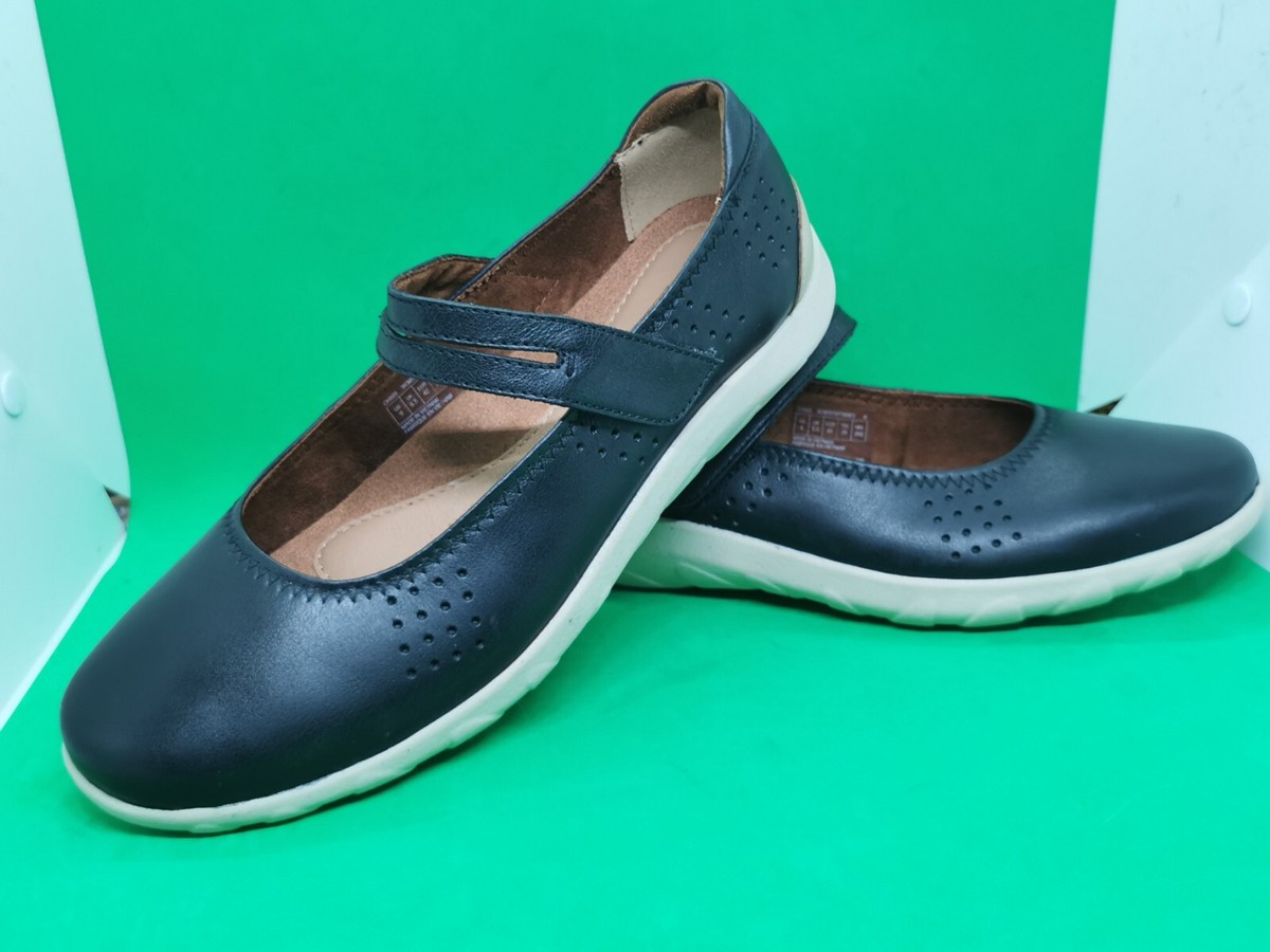 Cobb Hill Womens Size Wide Mary Jane Shoe Black Leather Hook