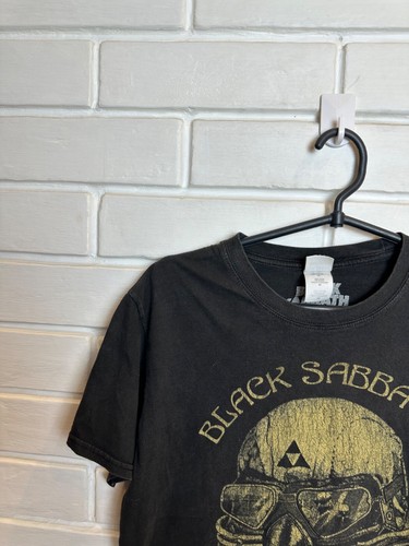 Black Sabbath Men’s Vintage T Shirt Very Rare Size M Rock Metal - Picture 2 of 12