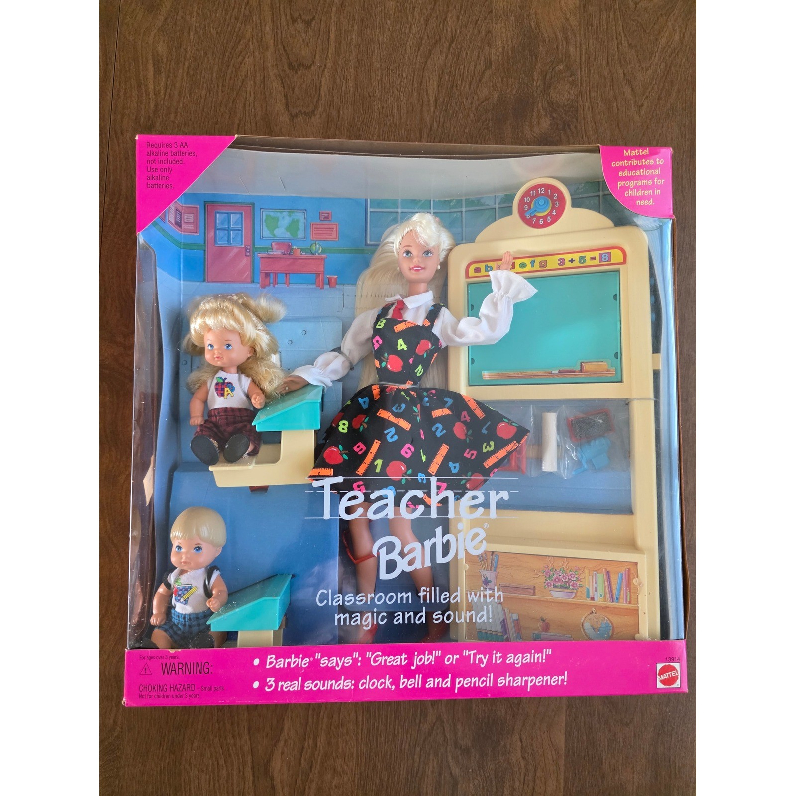 Teacher Barbie Doll Set Mattel Classroom Filled with Magic a