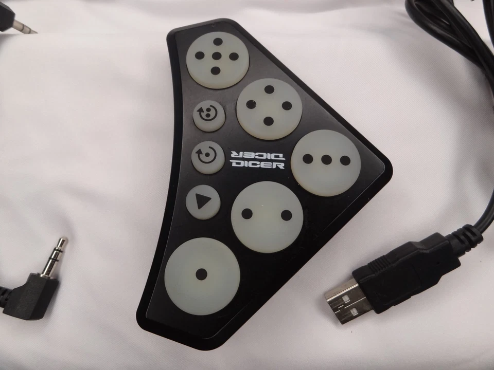 One Novation Dicer DJ Hardware Controller USB with cables - Image 3 of 4