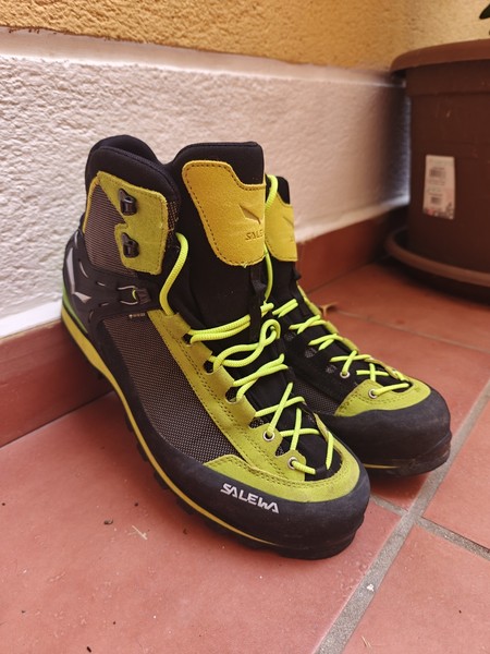 Botas Montaña