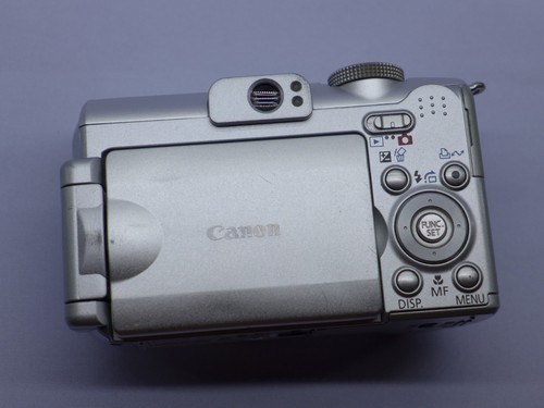 Canon PowerShot A630 8.0MP / CCD Digital Camera Silver - Picture 10 of 18
