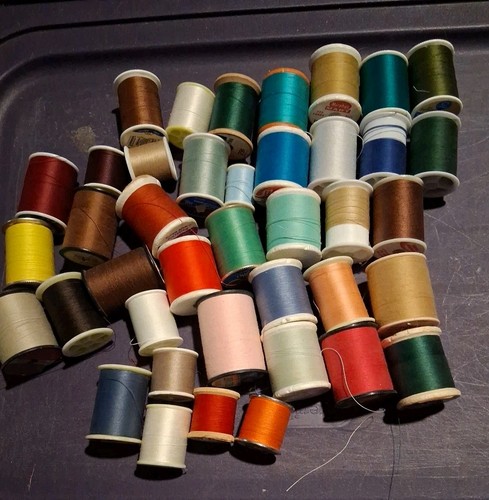 40 Spools(2 Wooden Spools) Miscellaneous Thread Multicolors - Picture 4 of 6
