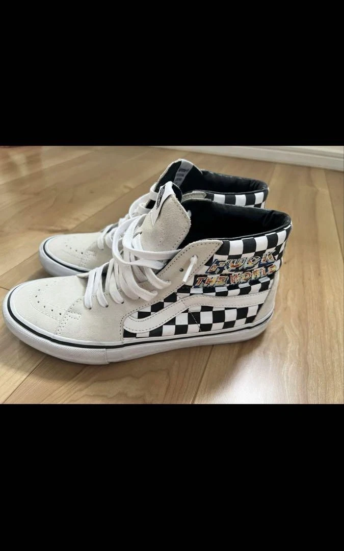 Baskets homme 9,5 US Supreme Vans collection LTD collaboration VHTF