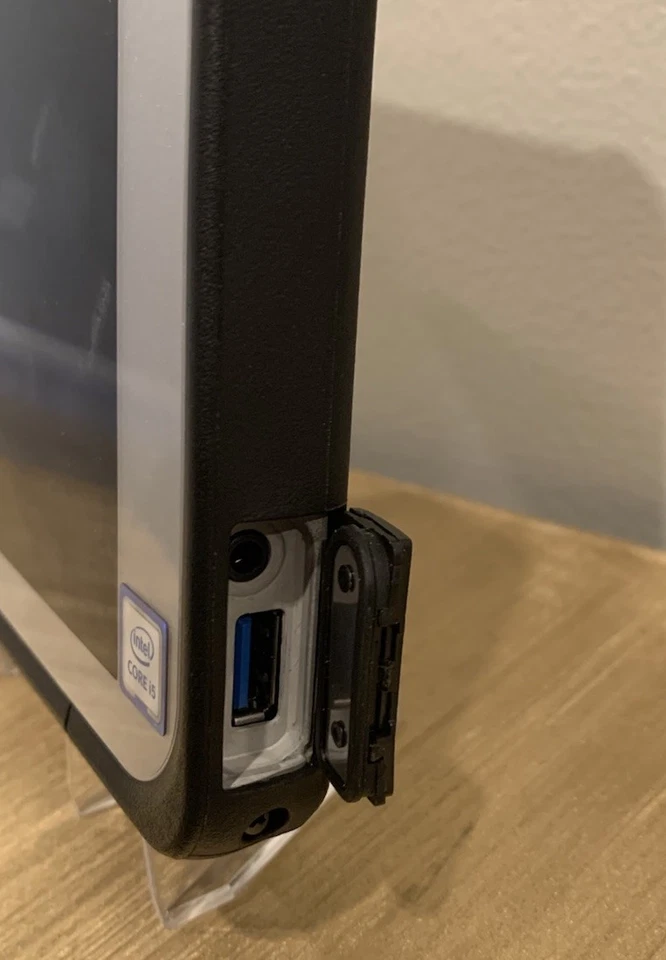 NEW PANASONIC FZ-M1 TOUGHPAD COMPUTER, INTEL CORE i5, 8GB HD, 128 GB SSD - Image 4 of 4