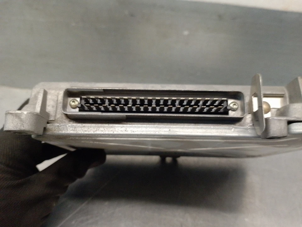 7700271113 CENTRALINA MOTORE / SIEMENS / S101707101A / 5006787 PER RENAULT 19 1 - Immagine 3 di 4