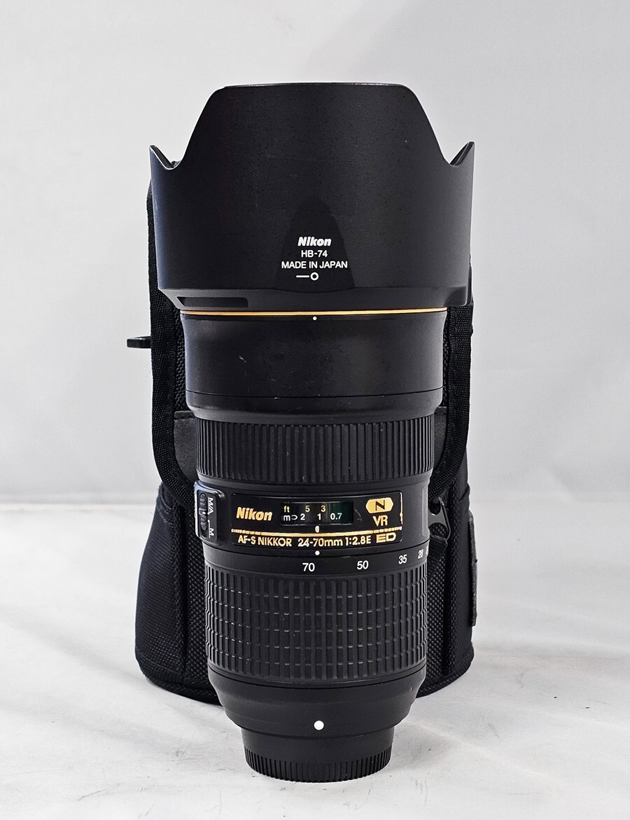 Nikon NIKKOR AF-S 24-70mm F/2.8E ED VR Lens + pouch (2080076 